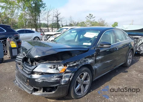 2014 Volkswagen Passat 1.8T Wolfsburg Edition from USA, damaged, VIN 1VWAT7A3XEC022300